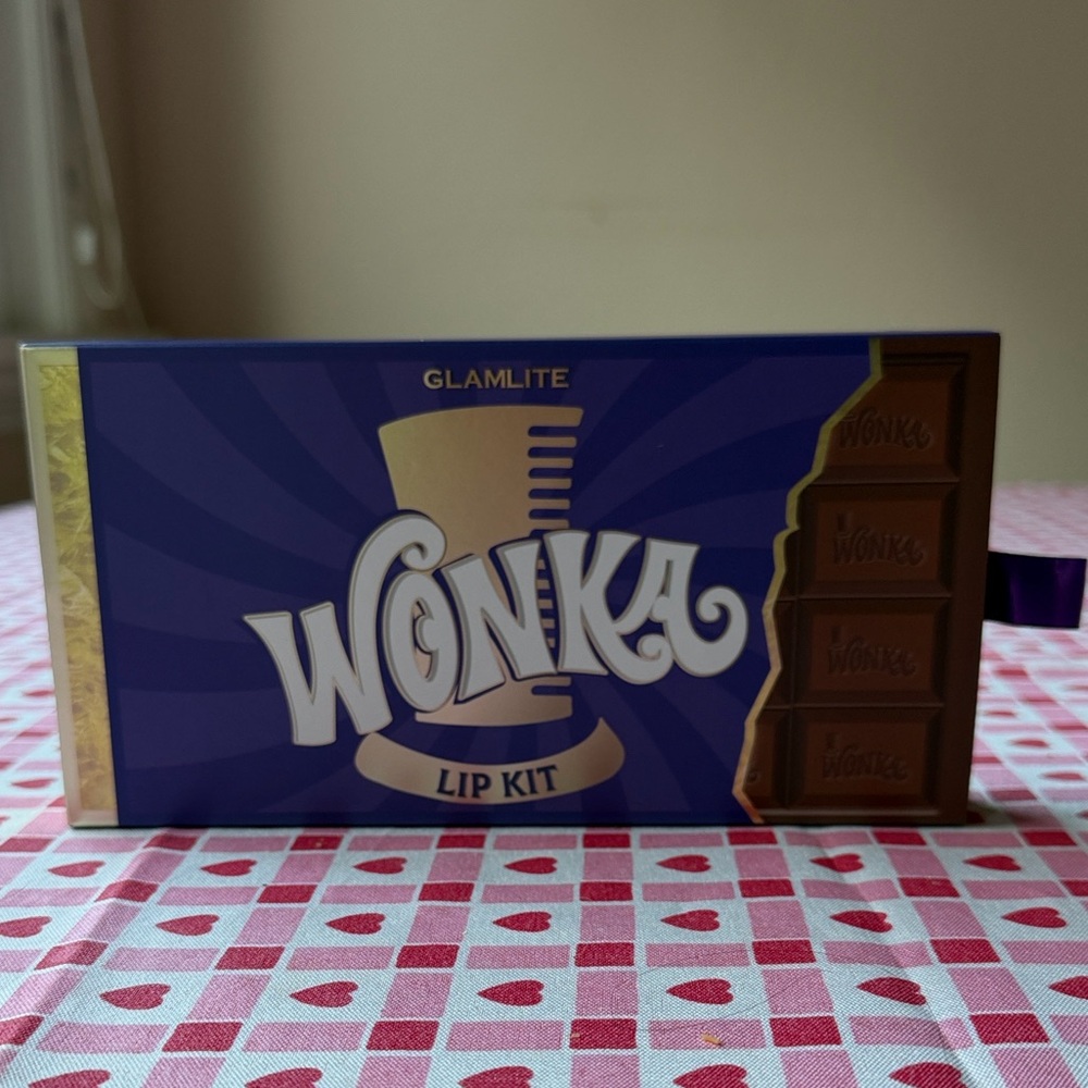 🍫 WONKA LIP KIT 🍫 NWT 🍫